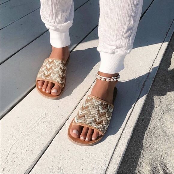 L*Space x Revolve Zumba Sandal Tan Women’s size 35 / 5 NEW - Picture 1 of 8